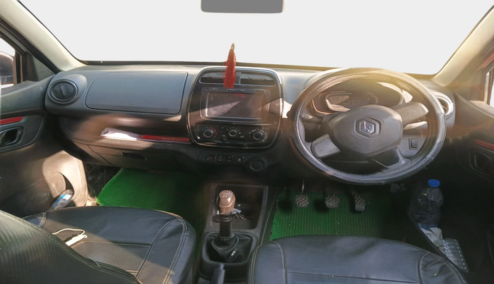 2017 Renault Kwid RXT 1.0 (O), Petrol, Manual, 79,412 km, interior