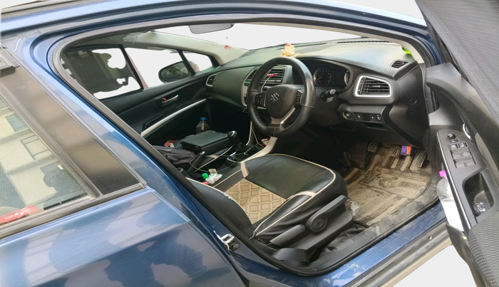 2022 Maruti S Cross ZETA 1.5, Petrol, Manual, 36,220 km, interior