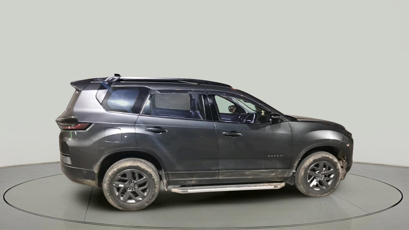 2025 Tata Safari PURE PLUS, Diesel, Manual, 38,282 km, exterior