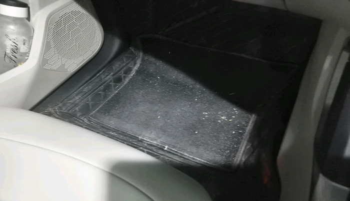 2025 Tata Safari PURE PLUS, Diesel, Manual, 38,282 km, interior