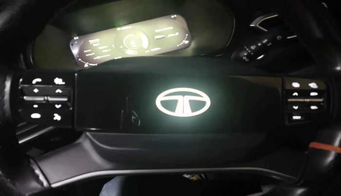 2025 Tata Safari PURE PLUS, Diesel, Manual, 38,282 km, interior