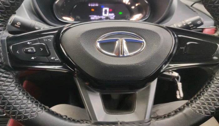 2021 Tata NEXON XM SUNROOF PETROL, Petrol, Manual, 88,810 km, interior