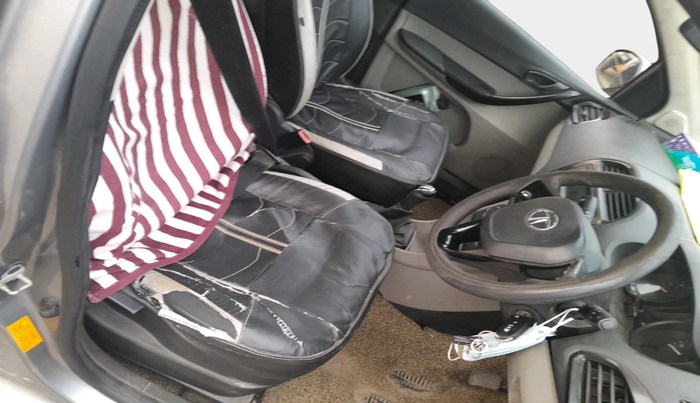 2018 Tata Tiago XT PETROL, Petrol, Manual, 1,15,399 km, interior