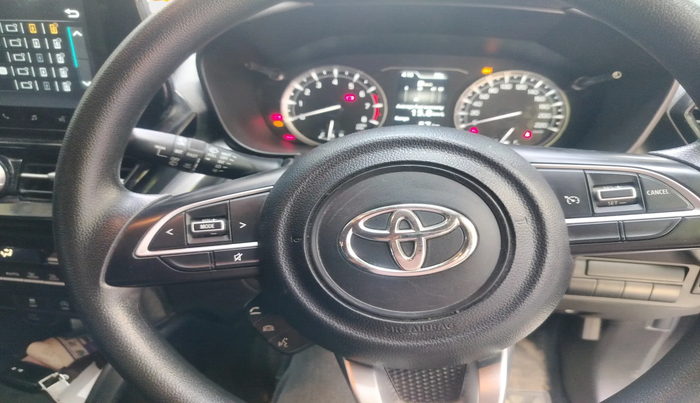 2024 Toyota URBAN CRUISER HYRYDER G NEO DRIVE, Petrol, Manual, 64,000 km, interior