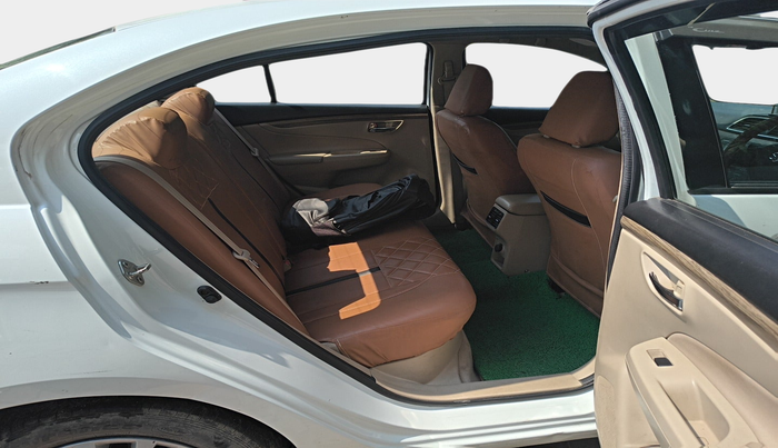 2021 Maruti Ciaz SIGMA 1.5 SHVS MT  PETROL, Petrol, Manual, 67,105 km, interior