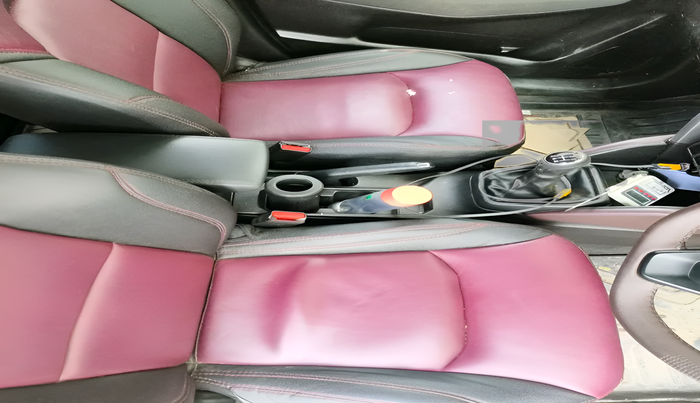 2024 Maruti Grand Vitara SIGMA SMART HYBRID, Petrol, Manual, 29,153 km, interior