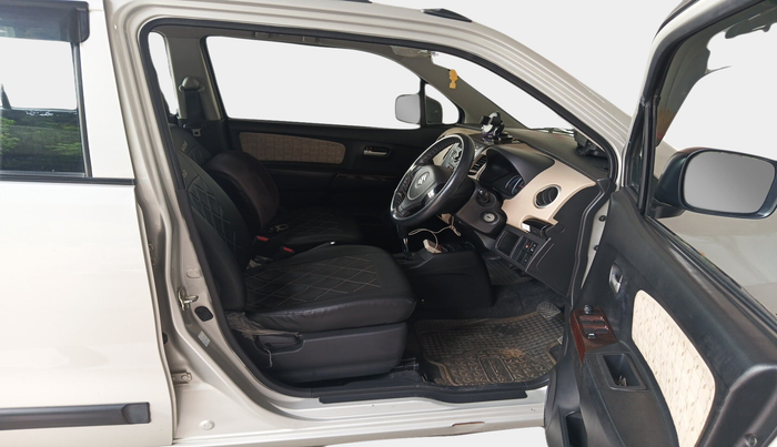 2018 Maruti Wagon R 1.0 VXI AMT, Petrol, Automatic, 39,790 km, interior