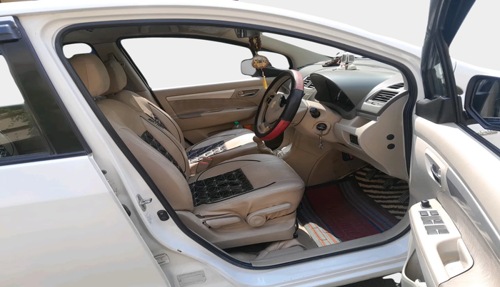 2015 Maruti Ertiga ZDI, Diesel, Manual, 1,97,405 km, interior
