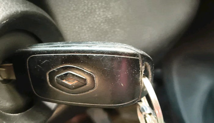 2019 Renault Kwid RXT 0.8 (O), Petrol, Manual, 32,994 km, interior