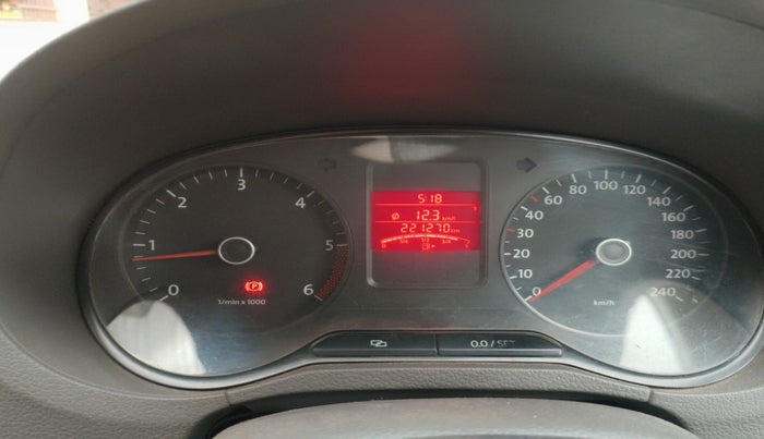 2013 Volkswagen Vento COMFORTLINE DIESEL 1.6, Diesel, Manual, 2,21,270 km, interior