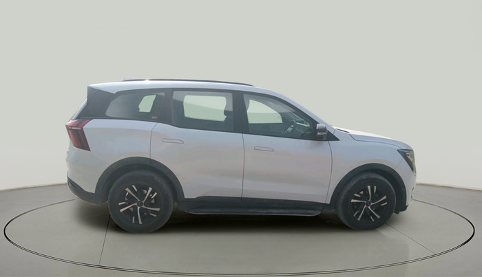 2024 Mahindra XUV700 AX5 Select Diesel MT 7 STR, Diesel, Manual, 21,585 km, exterior