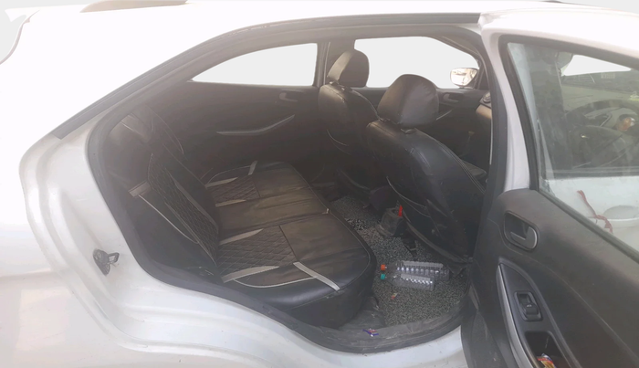 2016 Ford New Figo TREND 1.2 PETROL, Petrol, Manual, 31,935 km, interior