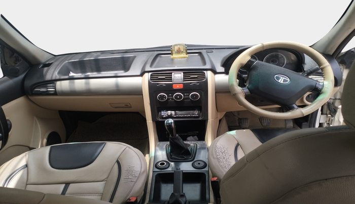 2013 Tata Safari Storme 2.2 LX 4X2, Diesel, Manual, 1,15,255 km, interior
