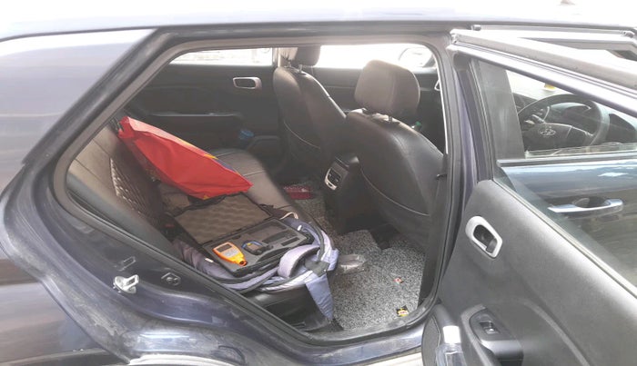 2020 Hyundai VENUE S 1.2, Petrol, Manual, 47,801 km, interior