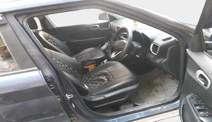 2020 Hyundai VENUE S 1.2, Petrol, Manual, 47,801 km, interior