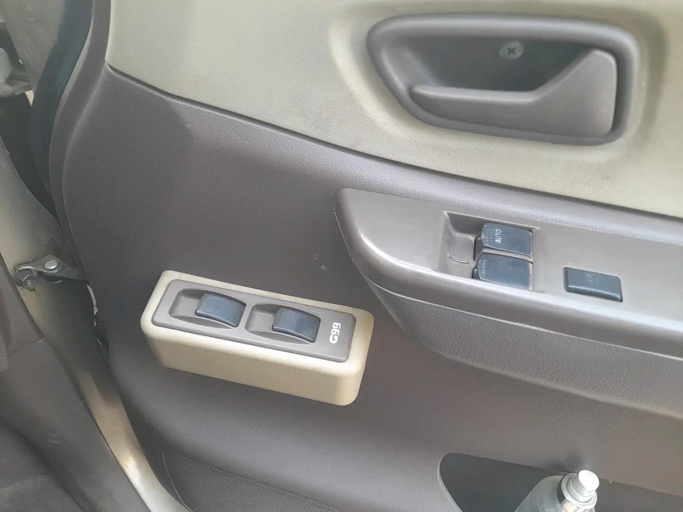 2010 Maruti Zen Estilo LXI, Petrol, Manual, 41,112 km, interior