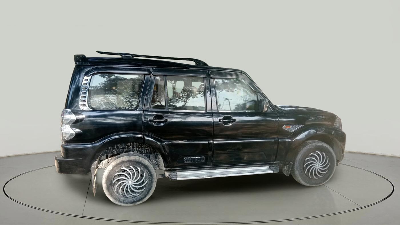 2017 Mahindra Scorpio S2, Diesel, Manual, 1,40,000 km, exterior