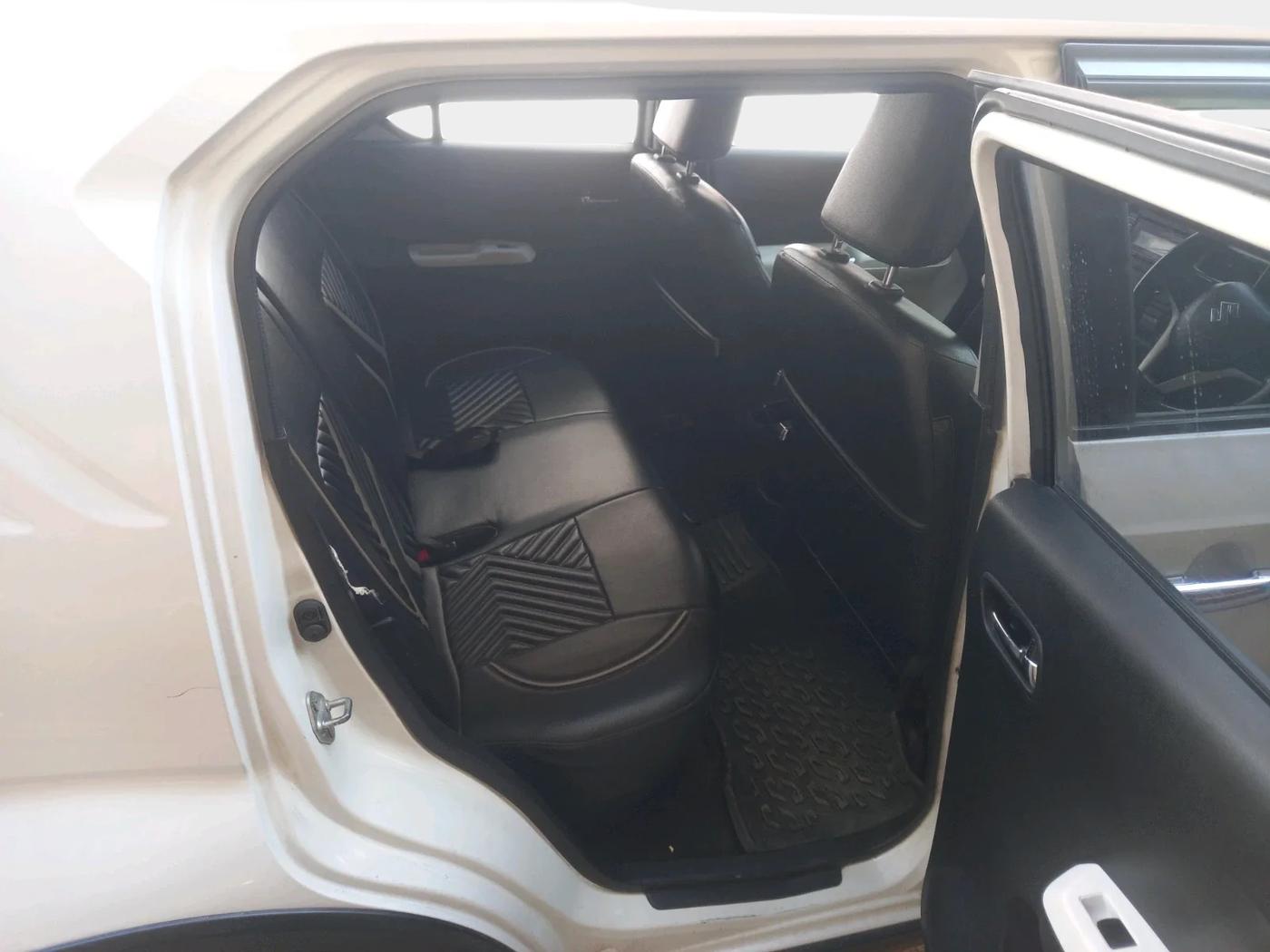 2017 Maruti IGNIS ZETA 1.2, CNG, Manual, 80,101 km, interior
