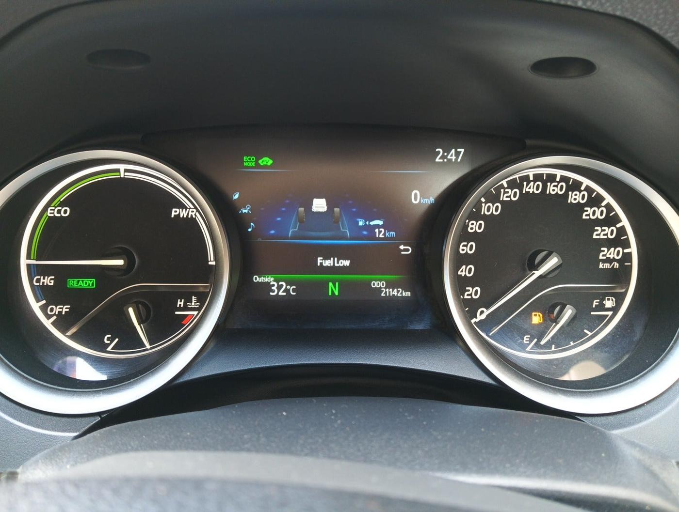 2023 Toyota Camry HYBRID, Hybrid, Automatic, 21,142 km, interior