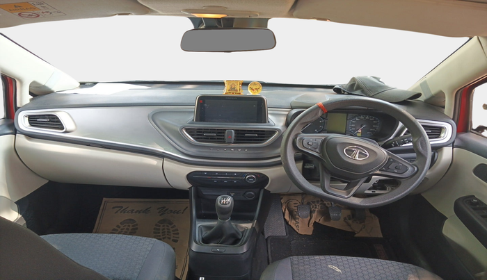 2022 Tata ALTROZ XT PETROL, Petrol, Manual, 7,835 km, interior