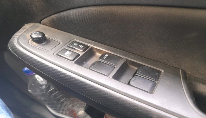 2020 Maruti Swift VXI, Petrol, Manual, 11,849 km, interior