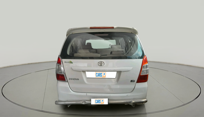 2015 Toyota Innova 2.5 G 8 STR, Diesel, Manual, 70,466 km, exterior