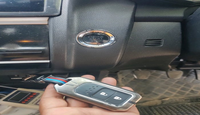 2017 Honda WR-V 1.5L I-DTEC VX MT, Diesel, Manual, 1,51,150 km, interior