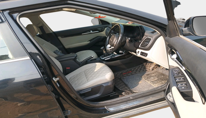 2021 KIA SELTOS HTX 1.5 PETROL, Petrol, Manual, 31,011 km, interior