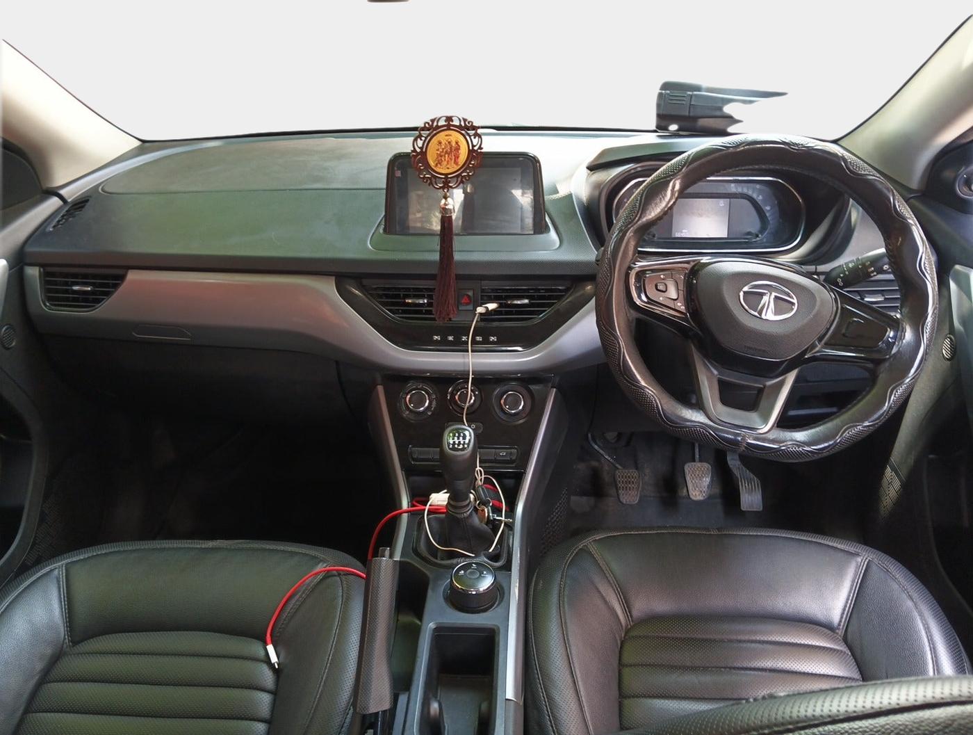 2023 Tata NEXON XM PLUS SUNROOF PETROL, Petrol, Manual, 72,000 km, interior
