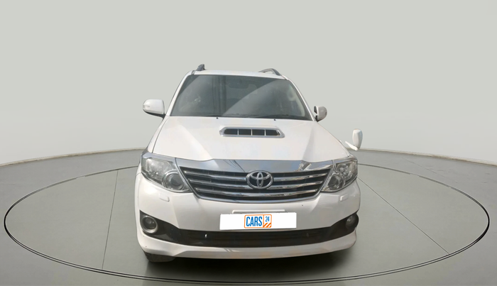 2014 Toyota Fortuner 3.0 4X2 MT, Diesel, Manual, 2,69,432 km, exterior