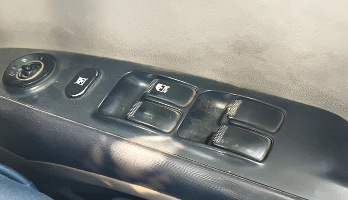 2011 Hyundai i10 SPORTZ 1.2, Petrol, Manual, 1,06,169 km, interior