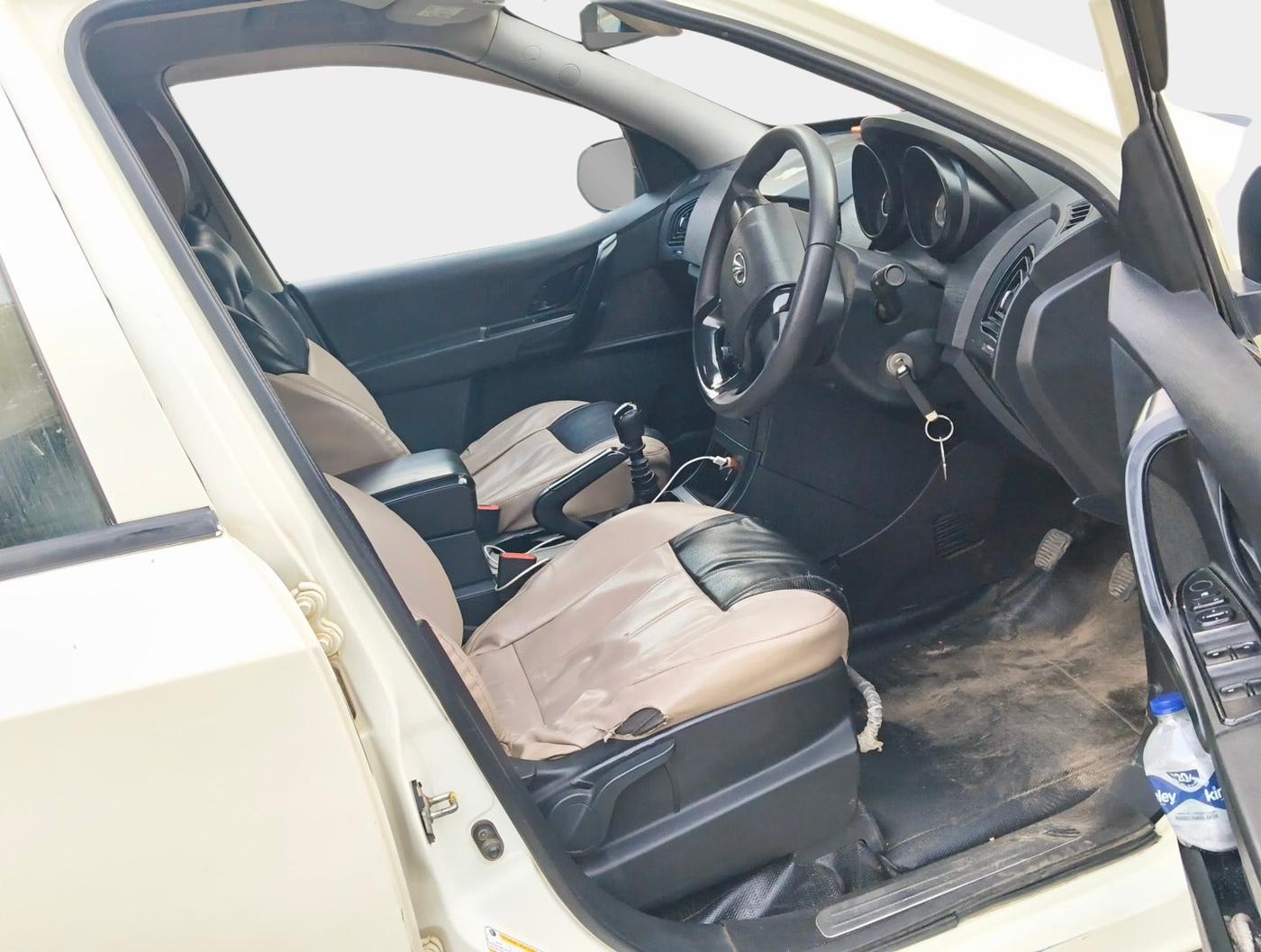 2019 Mahindra XUV500 W5, Diesel, Manual, 91,646 km, interior