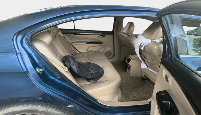 2017 Maruti Ciaz ALPHA DIESEL 1.3, Diesel, Manual, 1,05,112 km, interior