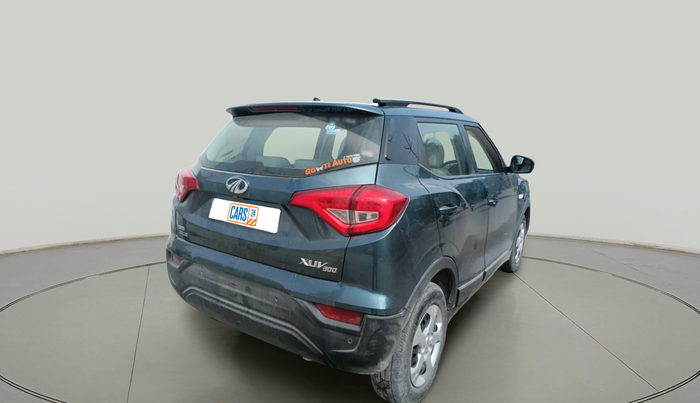 2019 Mahindra XUV300 W6 1.5 DIESEL AMT, Diesel, Automatic, 44,705 km, exterior