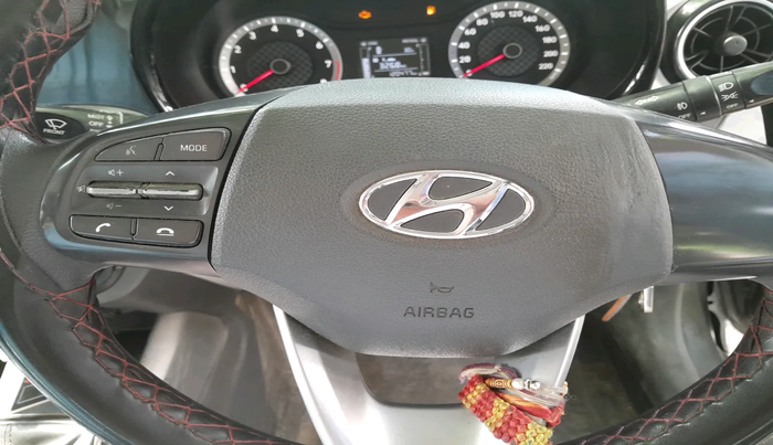 2020 Hyundai GRAND I10 NIOS SPORTZ 1.2 KAPPA VTVT CNG, Petrol, Manual, 1,20,477 km, interior