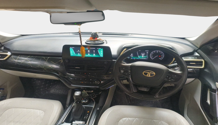 2022 Tata Safari XZA PLUS GOLD, Diesel, Automatic, 1,03,132 km, interior