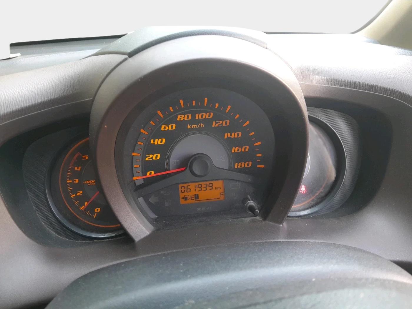 2013 Honda Amaze 1.5L I-DTEC EX, Diesel, Manual, 61,939 km, interior