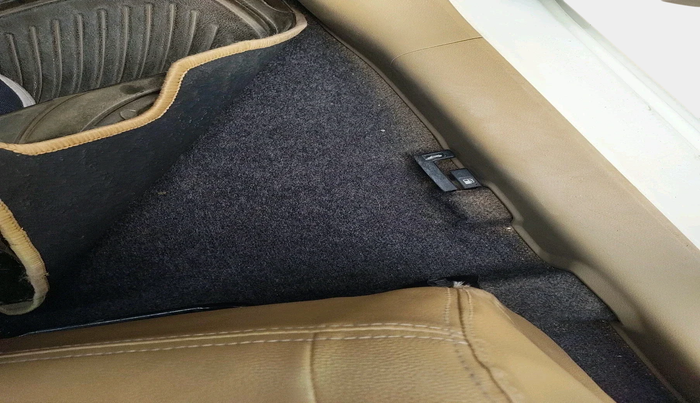 2015 Honda Amaze 1.2L I-VTEC S, Petrol, Manual, 63,801 km, interior