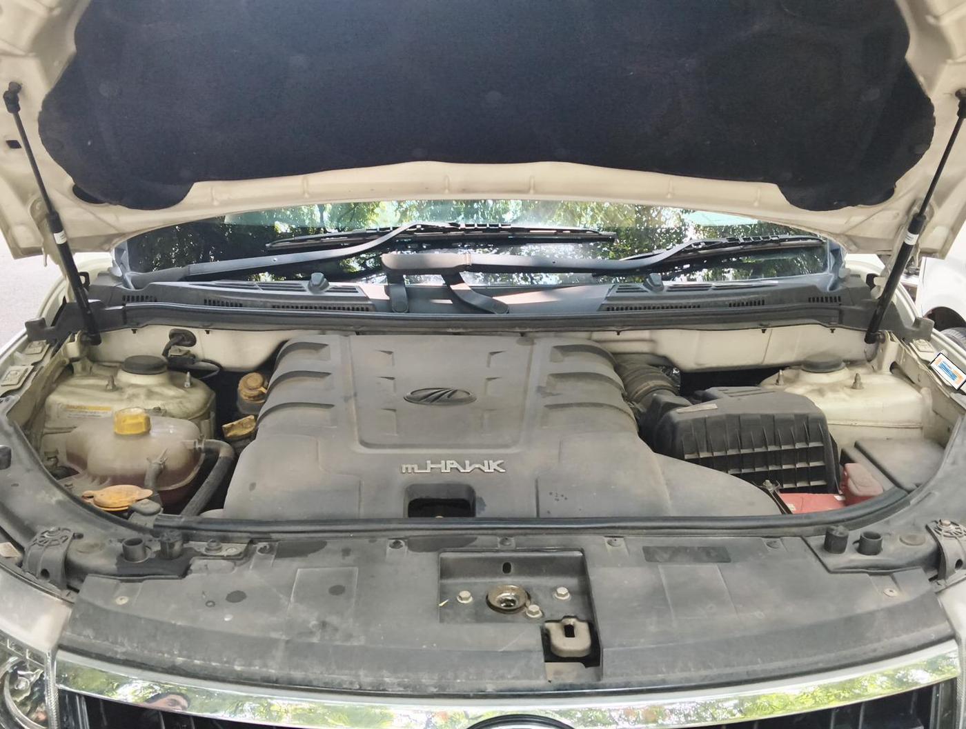 2019 Mahindra XUV500 W11 AT, Diesel, Automatic, 48,670 km, exterior