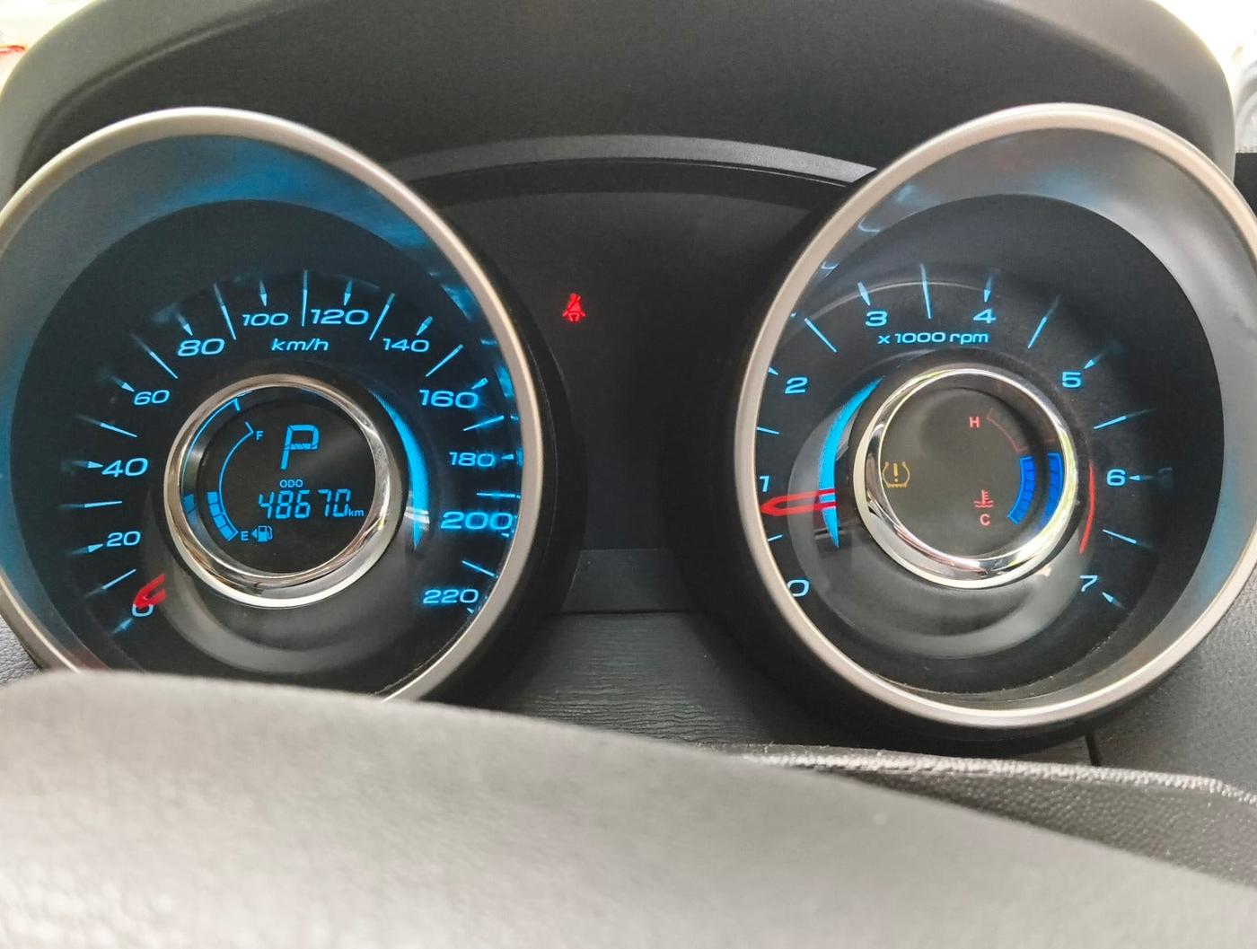 2019 Mahindra XUV500 W11 AT, Diesel, Automatic, 48,670 km, interior