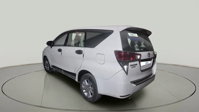 2020 Toyota Innova Crysta 2.4 VX 8 STR, Diesel, Manual, 2,48,792 km, exterior