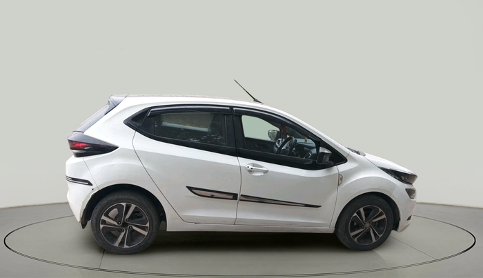 2020 Tata ALTROZ XZ DIESEL, Diesel, Manual, 1,05,411 km, exterior