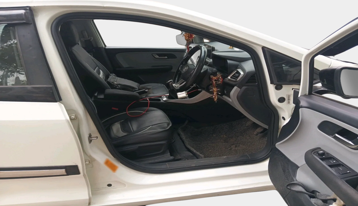 2020 Tata ALTROZ XZ DIESEL, Diesel, Manual, 1,05,411 km, interior