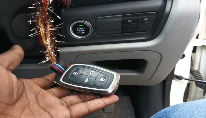 2020 Tata ALTROZ XZ DIESEL, Diesel, Manual, 1,05,411 km, interior