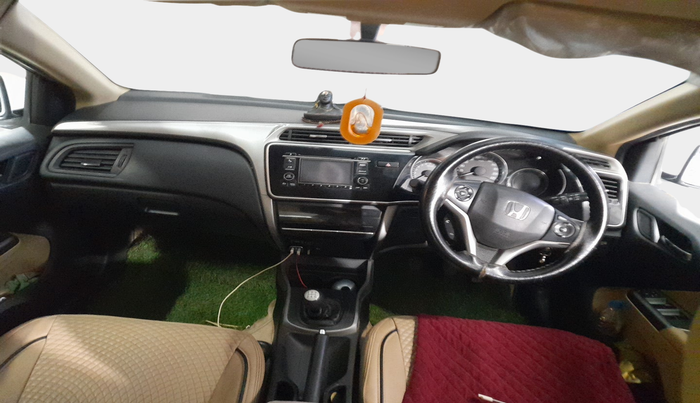2016 Honda City 1.5L I-VTEC V MT, Petrol, Manual, 1,11,401 km, interior