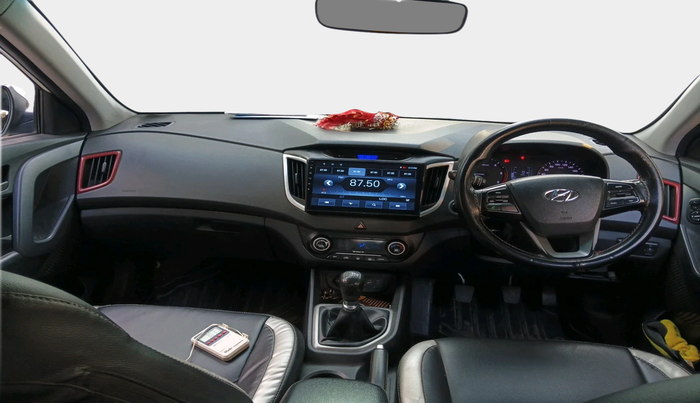 2016 Hyundai Creta SX PLUS 1.6 DIESEL SPECIAL EDITION, Diesel, Manual, 2,61,554 km, interior