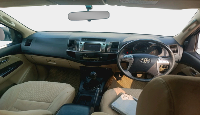 2016 Toyota Fortuner 3.0 4X2 MT, Diesel, Manual, 1,63,156 km, interior