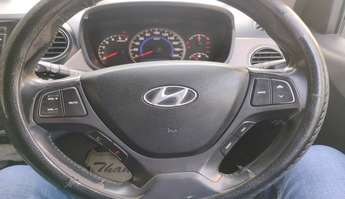 2014 Hyundai Grand i10 ASTA 1.1 CRDI, Diesel, Manual, 1,39,005 km, interior