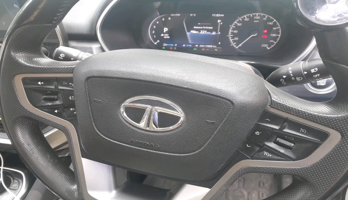 2021 Tata Safari XZA PLUS, Diesel, Automatic, 1,15,472 km, interior