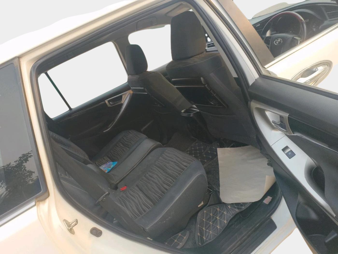 2021 Toyota Innova Crysta 2.4 VX 7 STR, Diesel, Manual, 1,04,555 km, interior